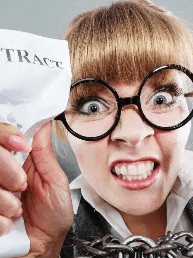 Stop Complaining, Your Jobs Not That Bad! 15 Professions That Seem Way Tougher Than They Are